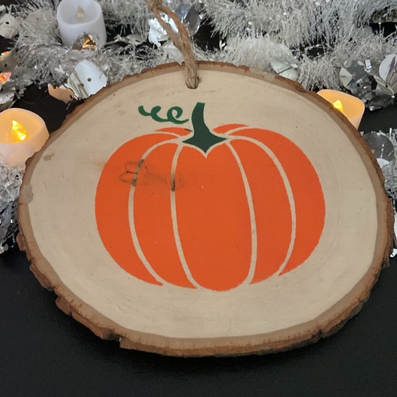 Season’s greetings, handmade wooden sign/plaque - Picture 3 of 9